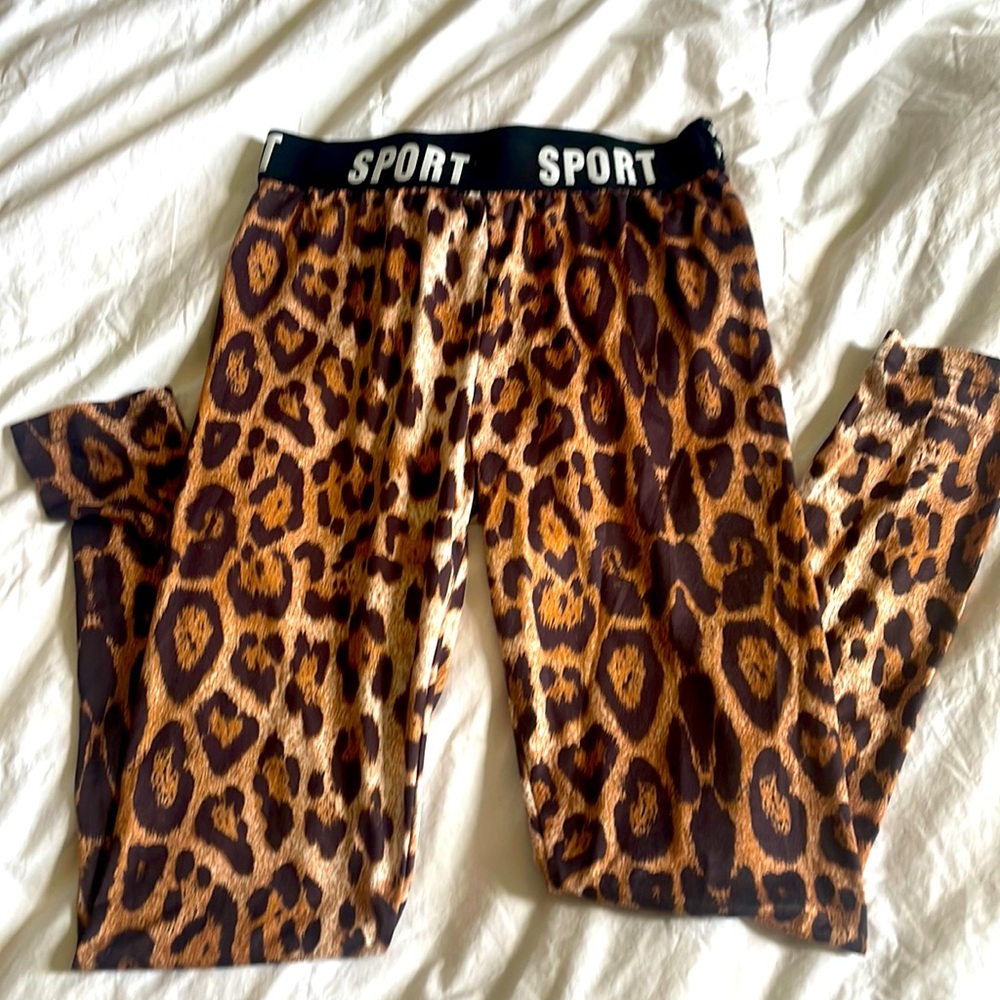 Leopard print Shein leggings size XS
